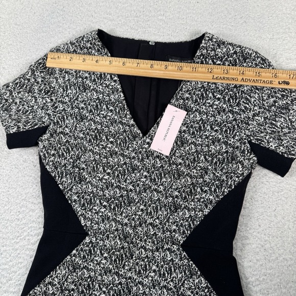 Banana Republic Dress Womens 0 Petite Short Sleeve Black‎ Gray Textured Knit - Picture 8 of 12